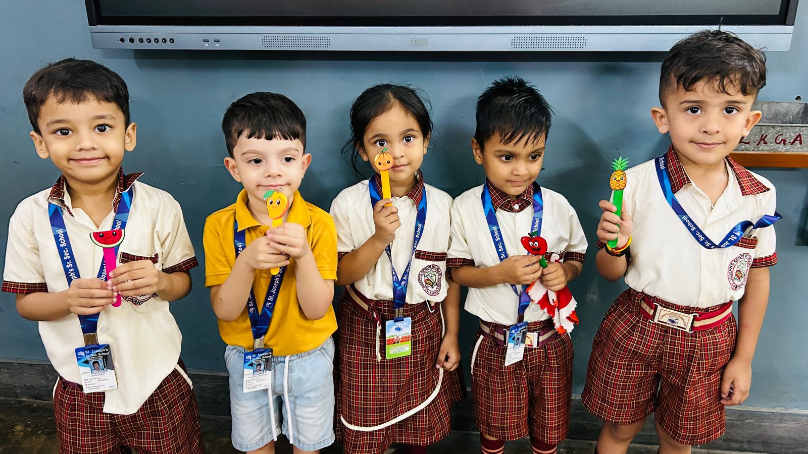 FRUITS DAY CELEBRATION- KG SECTION